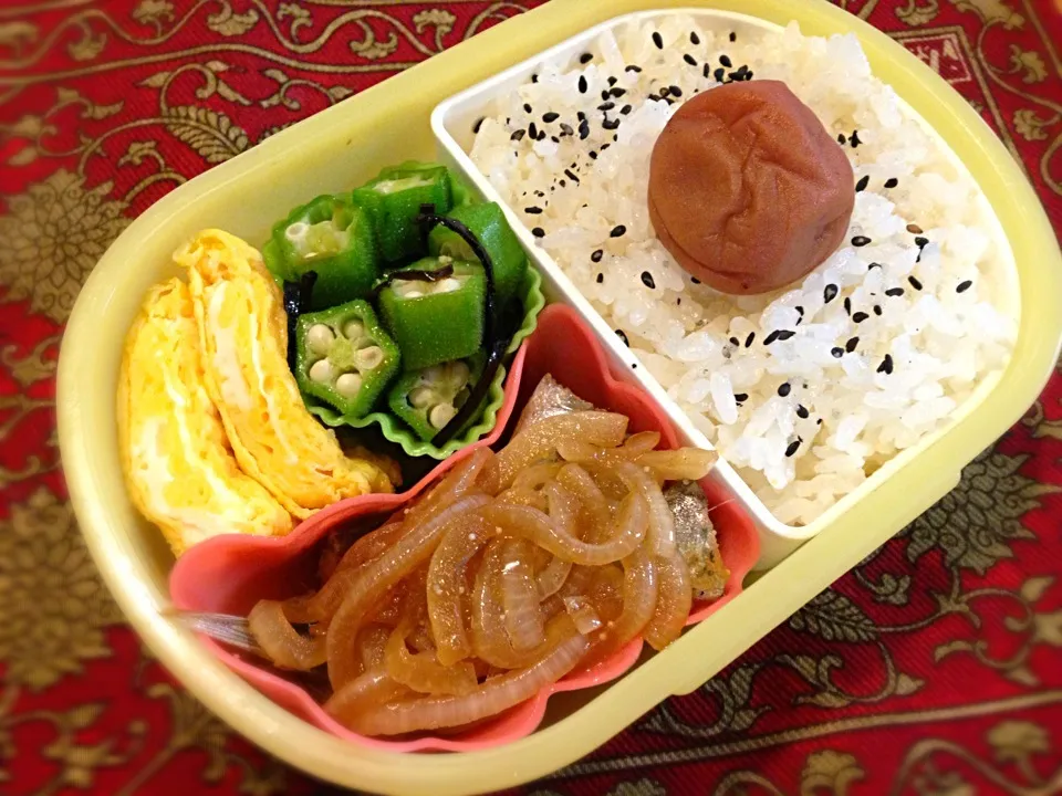 ししゃもの玉ねぎのせ弁当|もえさん