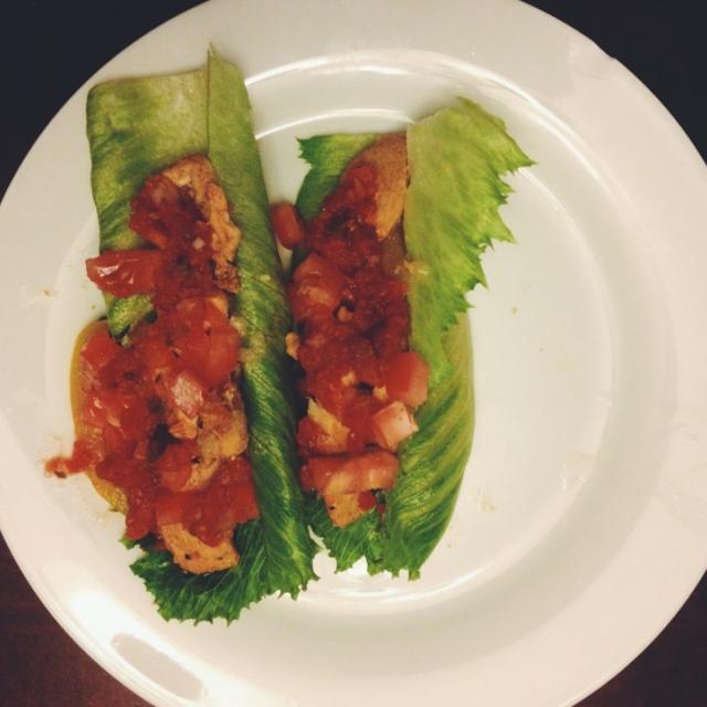 Fajitas on lettuce wrapwi.../Miah | Snapdish[スナップディッシュ]