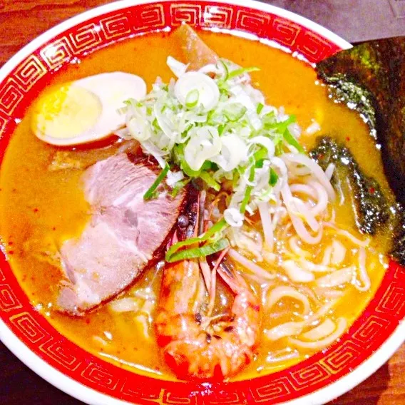 海老味噌ラーメン٩(ˊᗜˋ*)و|ほたて塩ぼんじりさん