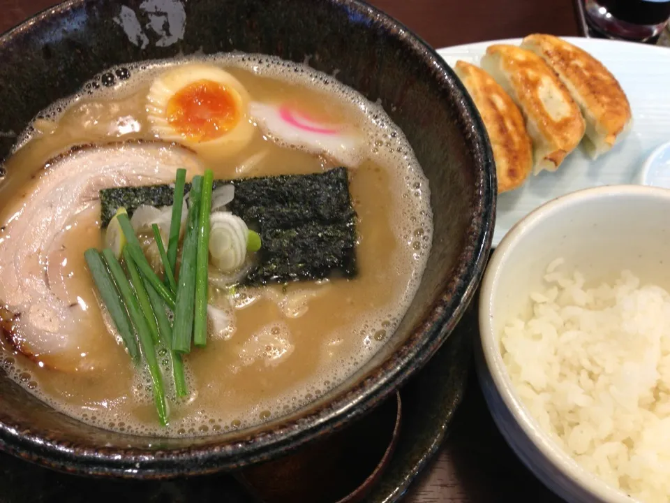 田ぶしのにぼとんラーメン|まさとさん