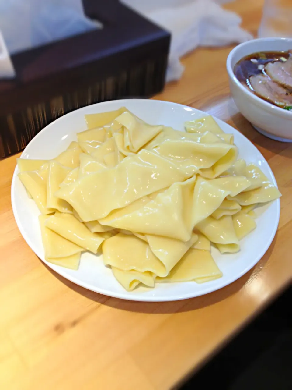 同僚が食べた凄平麺|あくびさん