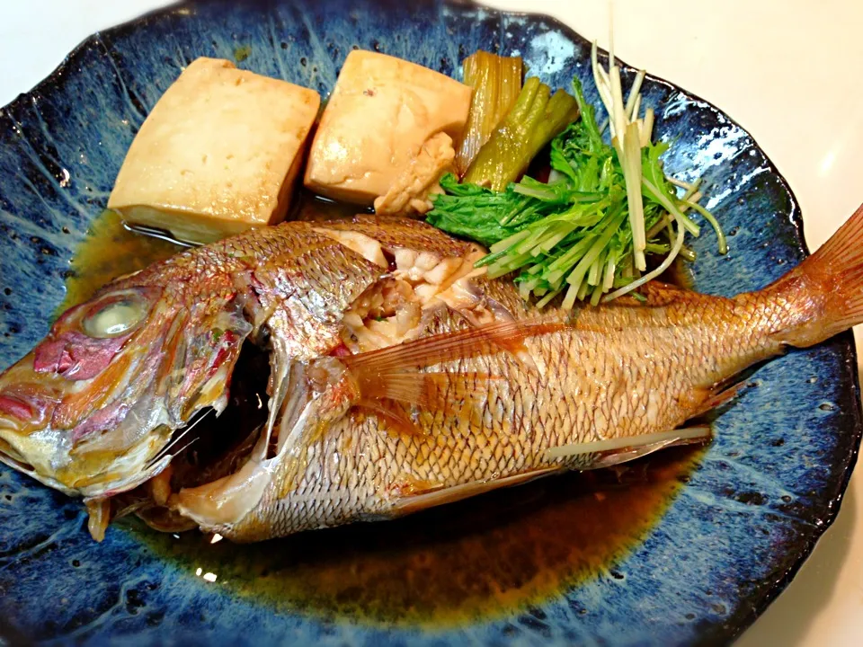 鯛の煮付け ど〜んと一人一尾🐟|レイコさん