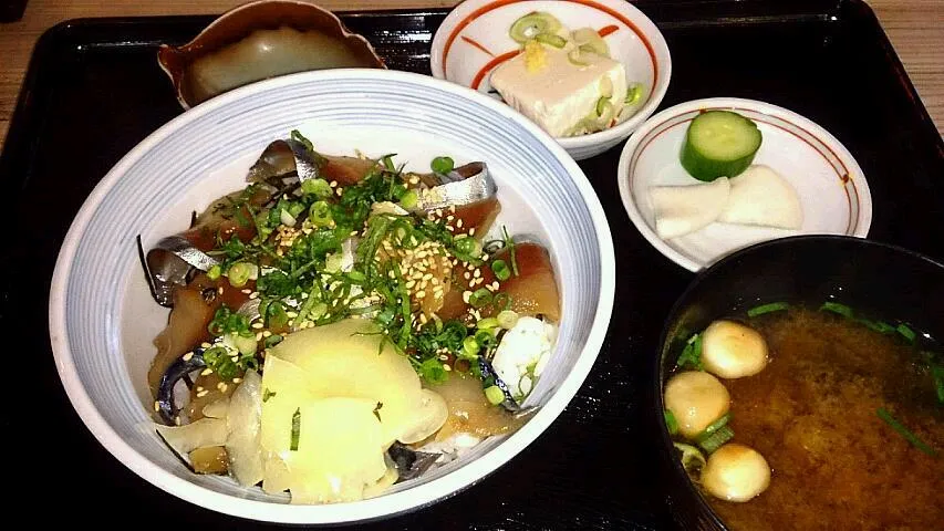 金華サバの漬け丼in石巻の道の駅|じゅんさん