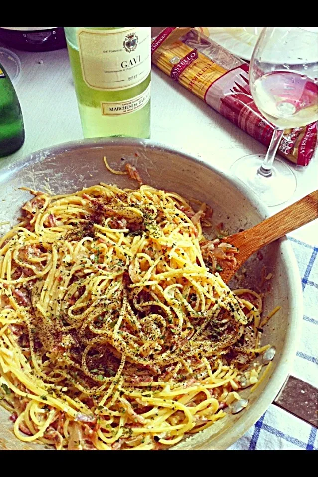 Spagetti Carbonara con Marchesi di Barolo Gavi~|Jeffrey llさん