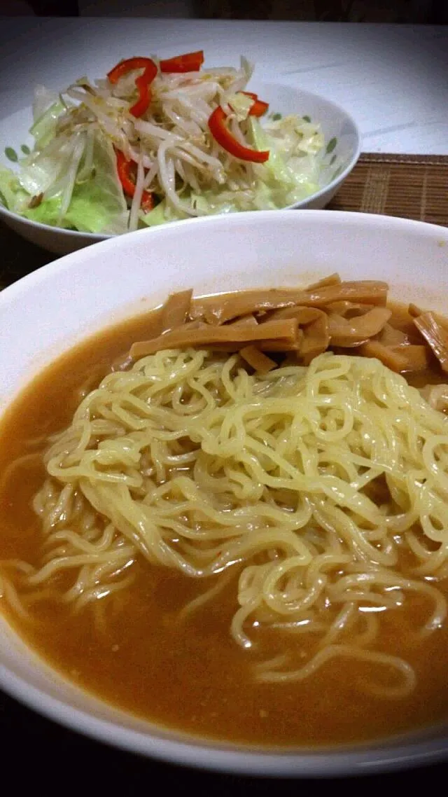 Snapdishの料理写真:″使用前″ ｡｡｡『好きにトッピングしてちょ～ょ♪』的な味噌ラーメン～.。o○○o。.(;´д｀)|kumachanさん