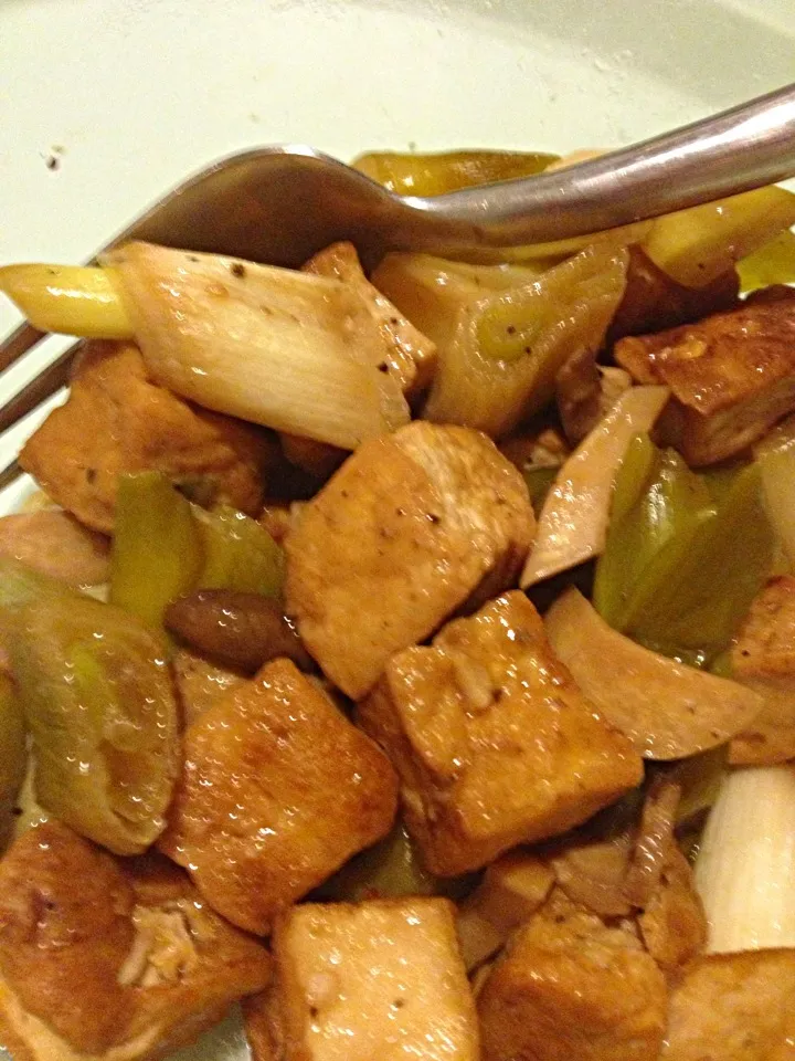 meatless Monday, stir-fried organic tofu & leeks|Cloudy Gさん