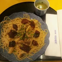 Roast Duck With Spaghetti ♥♥♥|Sharon Chngさん