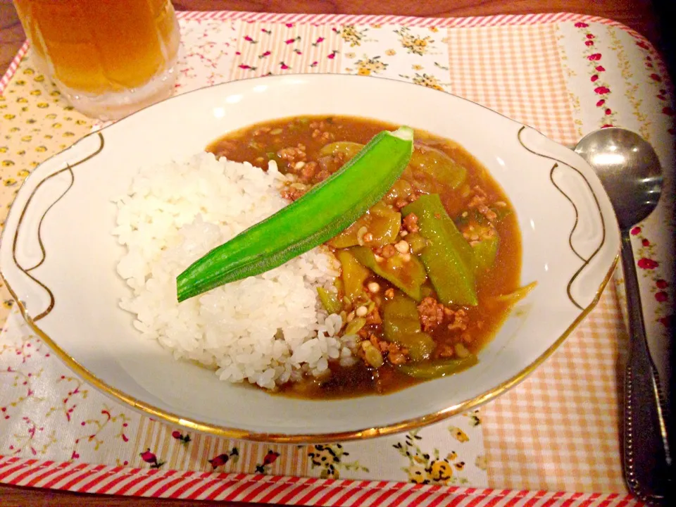 オクラとヘチマの夏野菜カレー|ちびさん