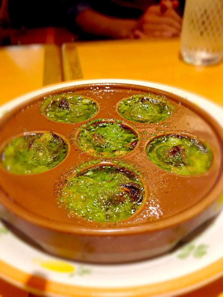 エスカルゴinサイゼリヤ|甘味豆腐さん