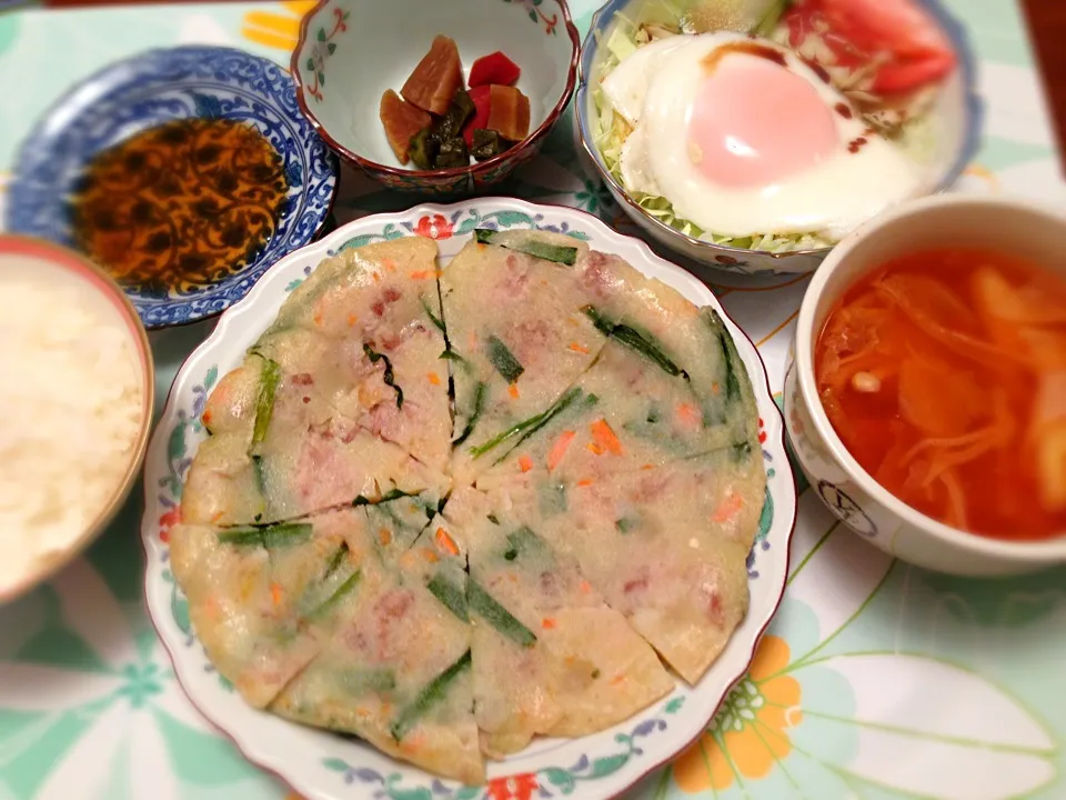 夕飯〜チヂミ 目玉焼き チゲスープ〜|美羽さん