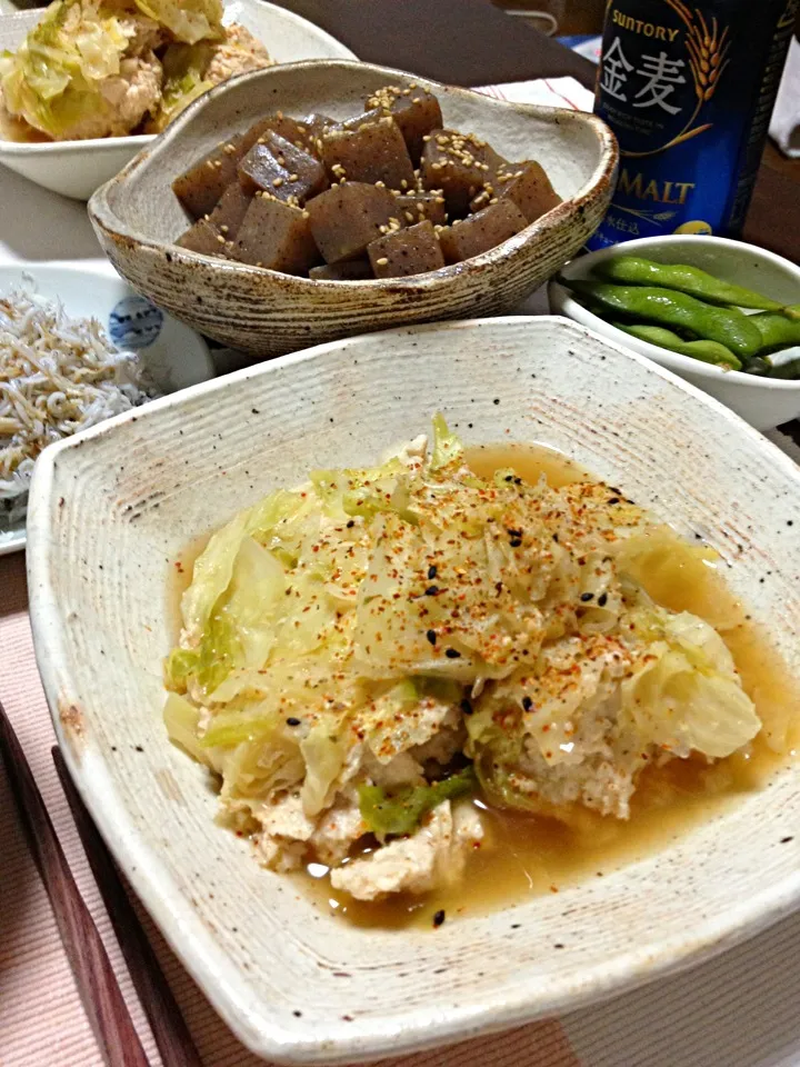 鶏ひき肉とキャベツのしっとり重ね煮|きゃおさん