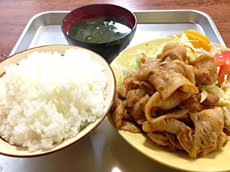 新潟市「大みや食堂」焼肉定食|tairaさん