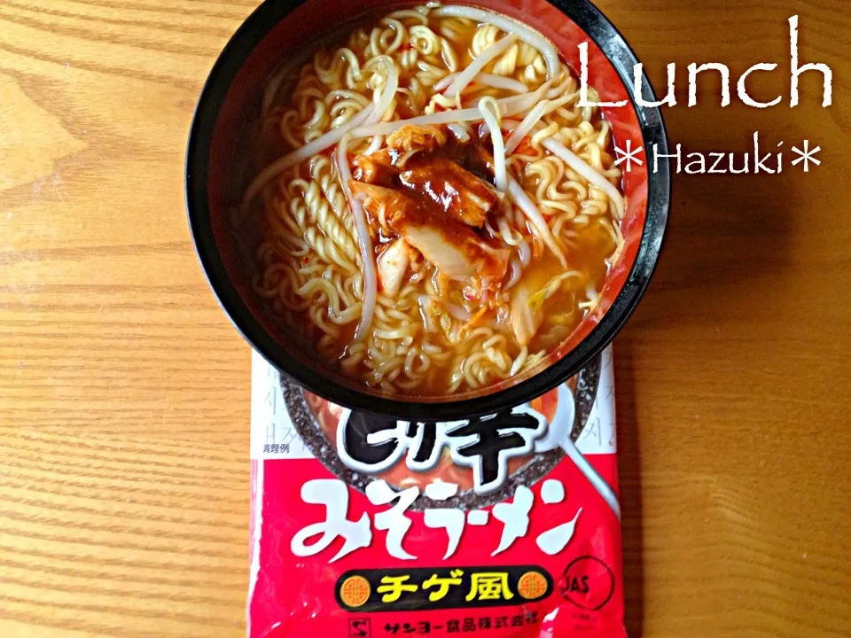 インスタントラーメン(もやし&キムチトッピング)|Hazukiさん