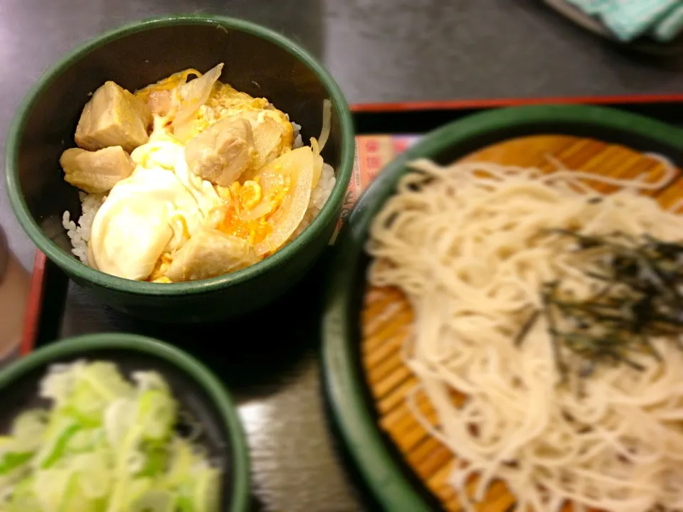 親子丼とお蕎麦|こんどう かずゆきさん