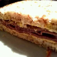 roast beef sandwich|Sara Laneさん