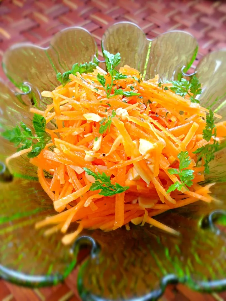 namastelotus michako's Marinated salad of nuts&carrots✨michakoさんの人参とﾅｯﾂのﾏﾘﾈｻﾗﾀﾞ|🌈Ami🍻さん