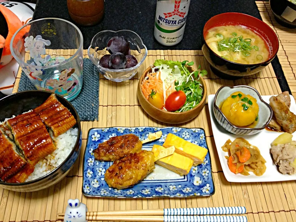 鰻丼定食かんせーい♡|みやさん