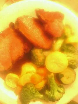 pork tenderloin and steamed veggies|rachelさん