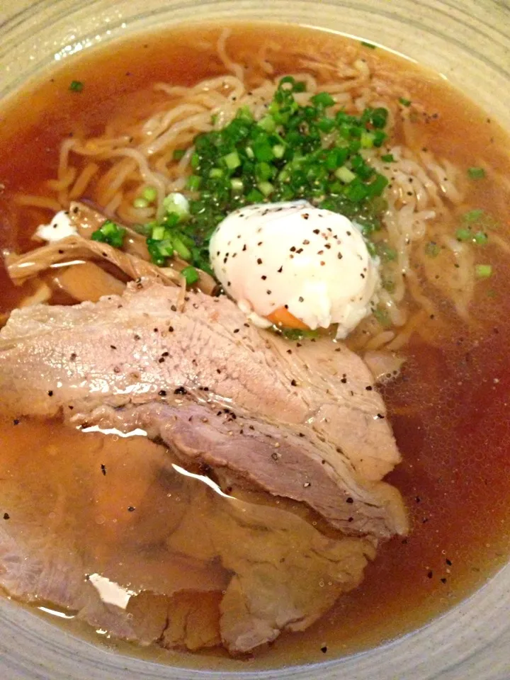 宅麺 琴平荘 しょうゆラーメン|たけのこジョニーさん