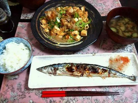 旬の秋刀魚、ゴーヤチャンプルー、茄子のお味噌汁|GourmandsCuisineさん