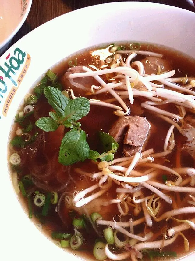 pho with brisket|Valentina Limbongさん