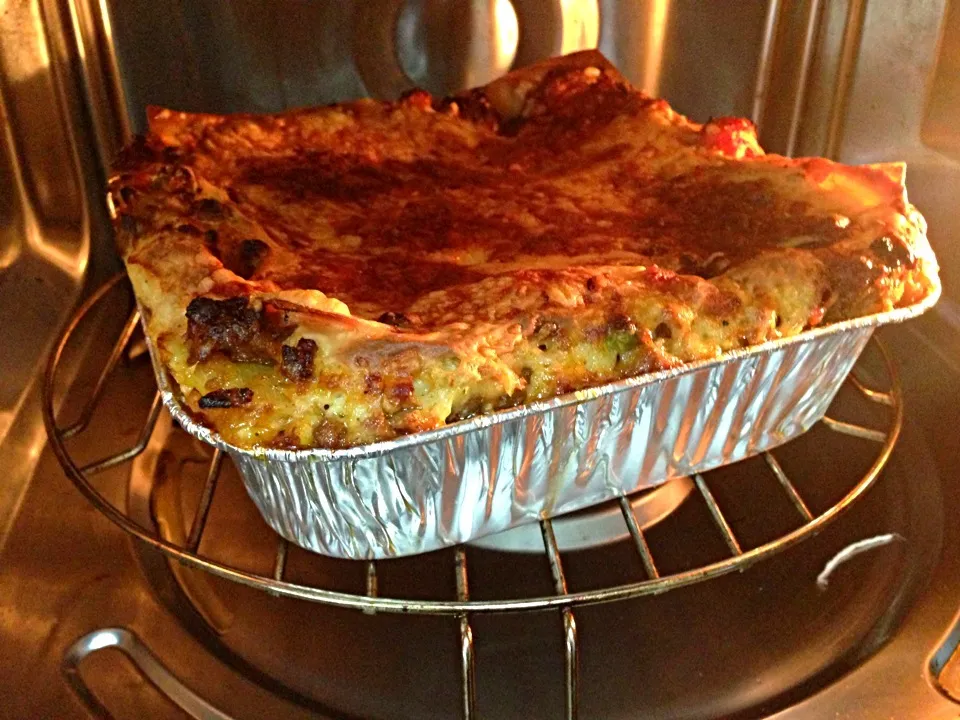 Snapdishの料理写真:Beef Lasagna Cheese Explosion|Mummy Masayuさん