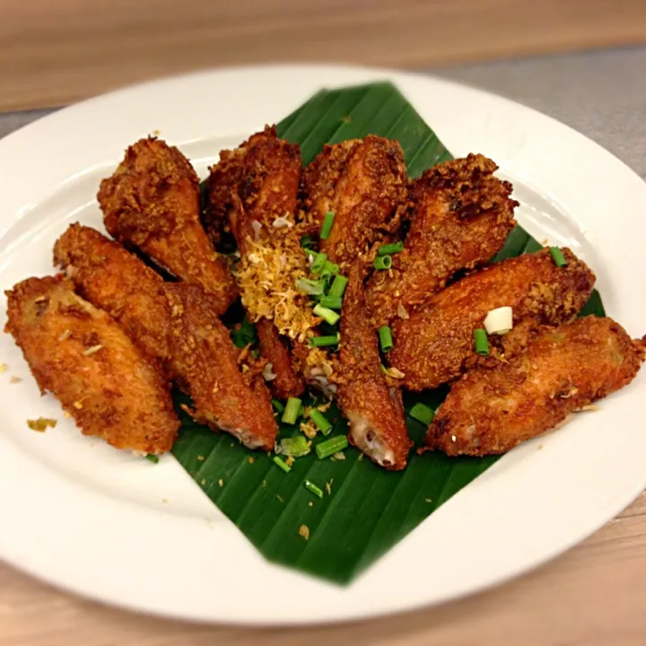 Thai Herb Fried Chicken Wings|nicky tangさん