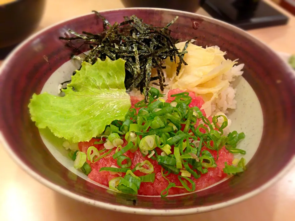 Snapdishの料理写真:Tuna don|Ruoyanさん