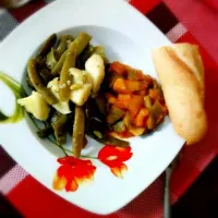 patata e fagiollini + minestrone + bread = eating healthy!|rachel martinさん