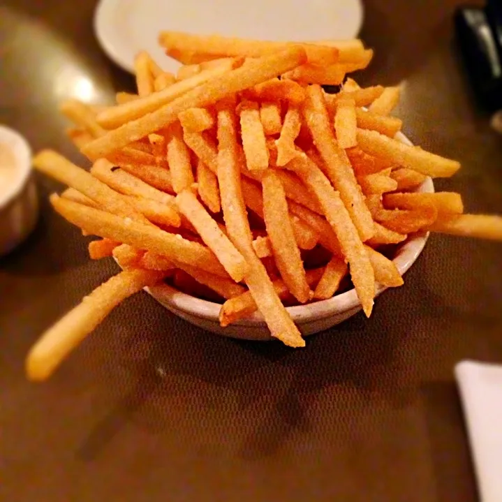 French Fries: parmesan/ garlic/ rosemary|Ryan Kimさん