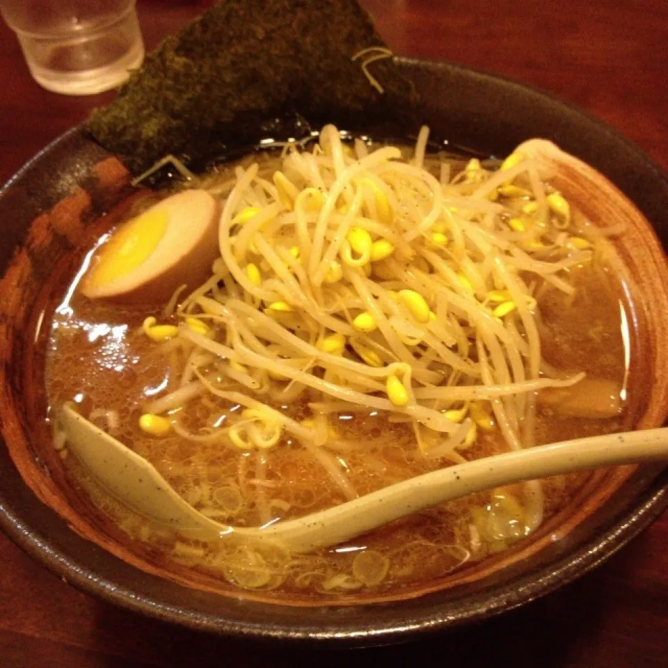 Snapdishの料理写真:味噌もやしラーメン|KOHさん