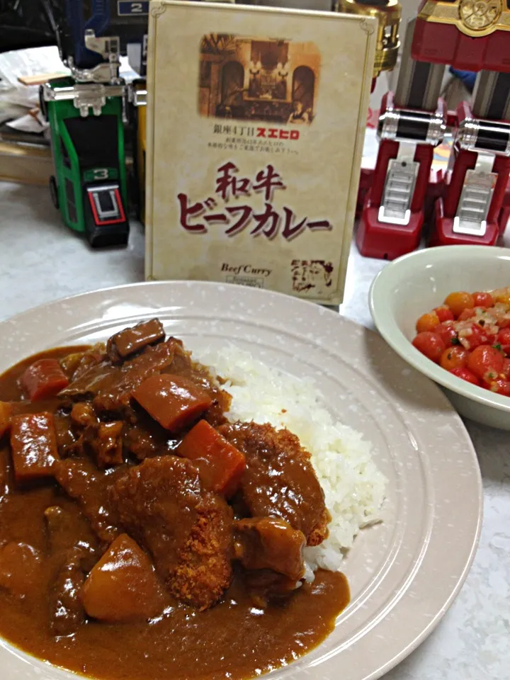 Snapdishの料理写真:ちょっと高そうなレトルトカレー🍛|かまさん