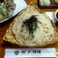 Snapdishの料理写真:群馬県渋川市・大澤屋  水沢うどん|かんぺーさん