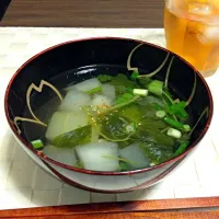 Snapdishの料理写真:冬瓜のお吸い物|kanako tsutsumiさん