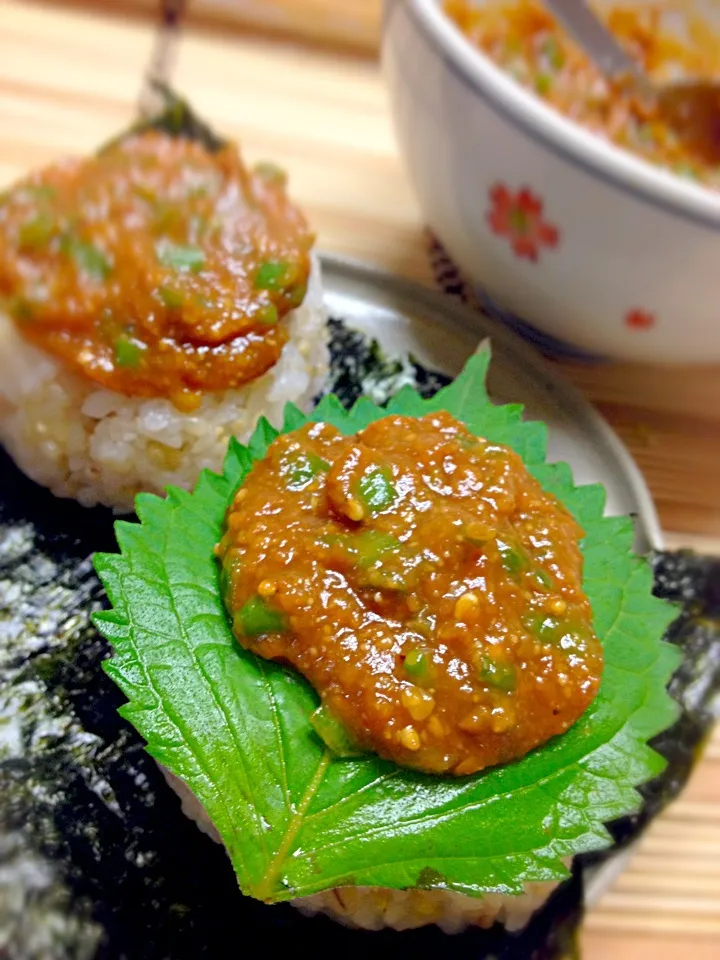 うま〜♡辛味噌オニギリ🍙|珍味( ´ ▽ ` )ﾉさん