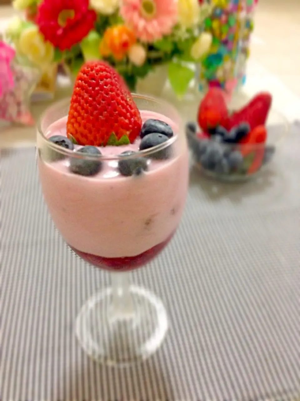 Yogurt 🍓strawberry & blueberry|🍴melody🍛🎶さん