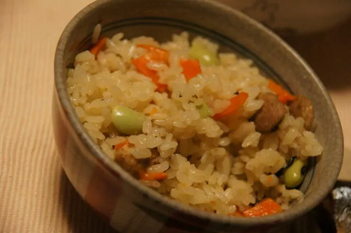 Snapdishの料理写真:たっぷり枝豆ごはん|cookingパパ五郎さん