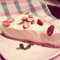 Snapdishの料理写真:Orange cheesecake with almonds|Pam Cascoさん