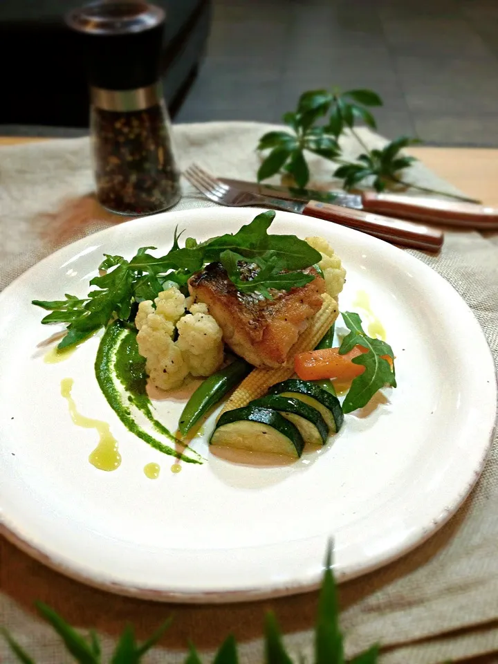 Snapper with courgette arugula sauce/鯛のソテー、ズッキーニルッコラソース|rick chanさん