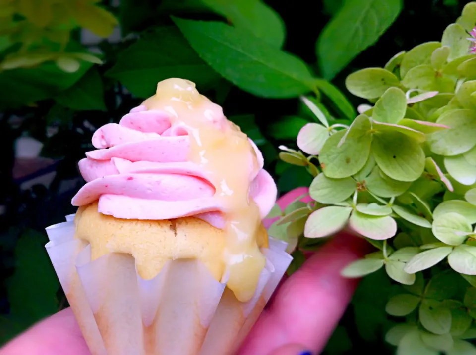 Piña colada cupcake|Tiffini Millsさん