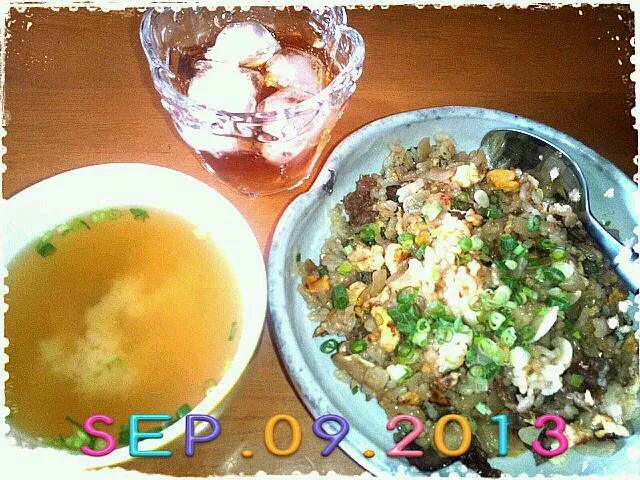 Snapdishの料理写真:牛ガリバタ醤油炒飯★★★朝からプーン〜|みき🍴さん