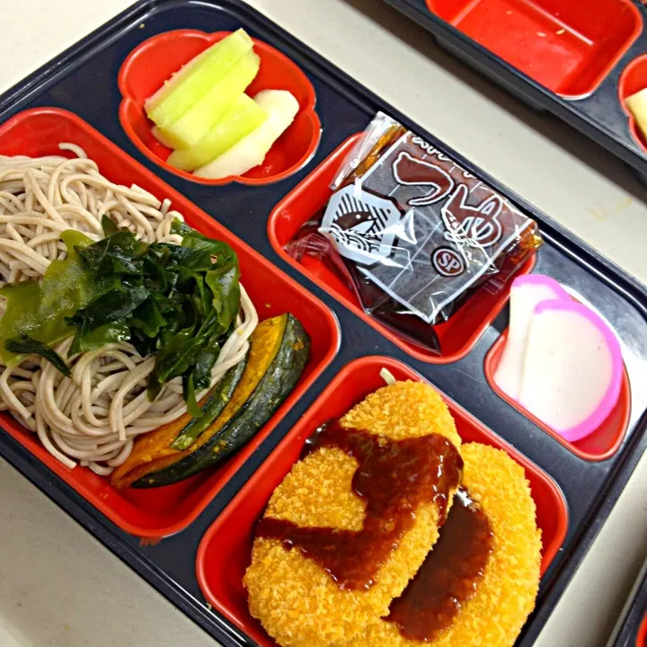 Today's school lunches!|lauren shannonさん