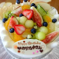 Snapdishの料理写真:フルーツデコレーションケーキ|miyacoさん