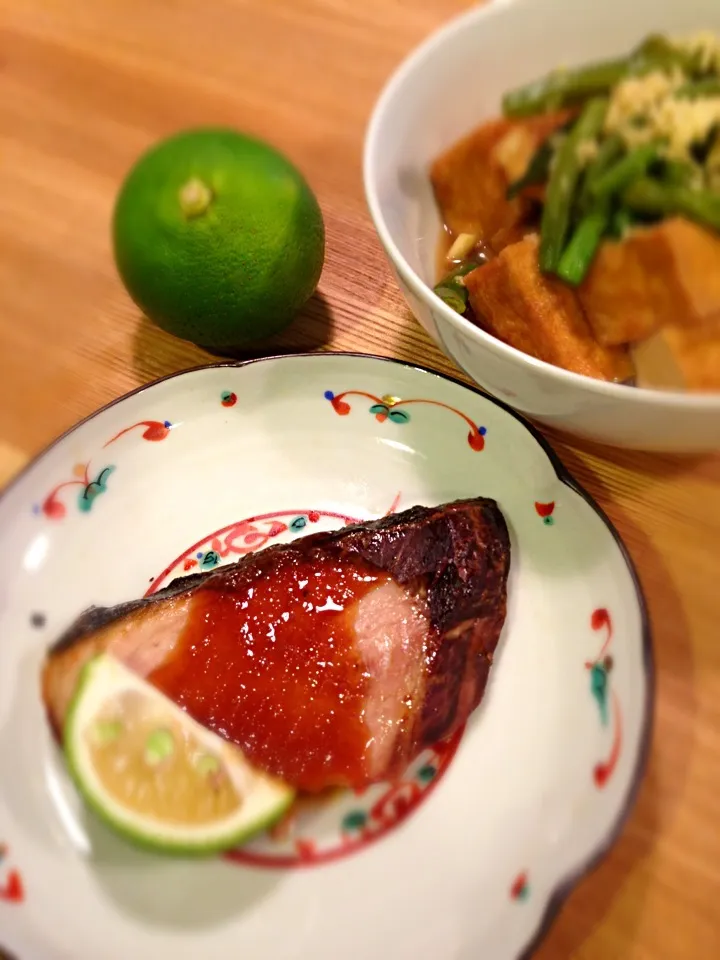 鰤の塩焼き🍴厚揚げとインゲンの煮たやつ〜|yuuminさん