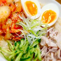 Snapdishの料理写真:冷麺風そうめん。|もえちんさん