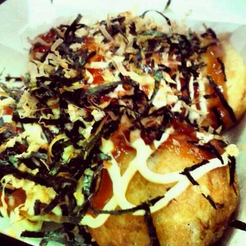 Snapdishの料理写真:Takoyaki|MJ Jiraprapha Numuiさん