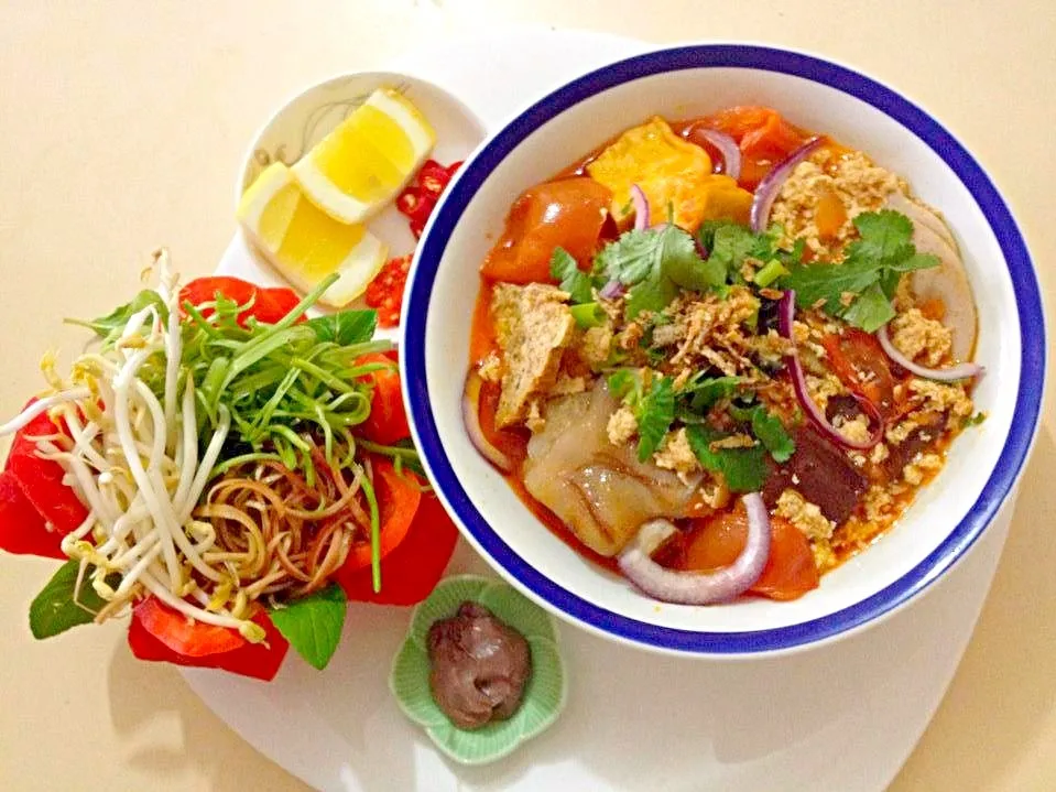 Vietnamese-Crab-Noodle-Soup|Lynh Lynhさん