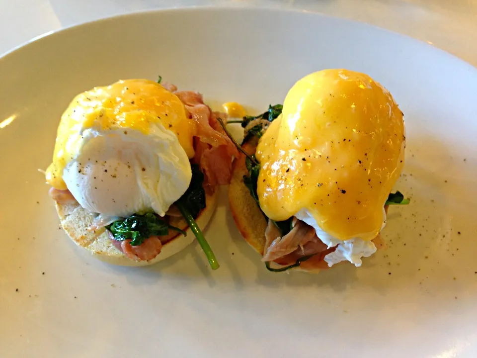 Egg Benedict|foodlover❤️さん