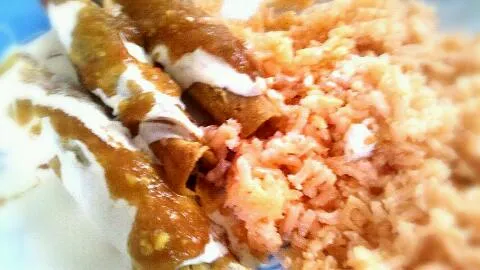 taquitos dorados de papa con arroz|Javier Rdz.さん