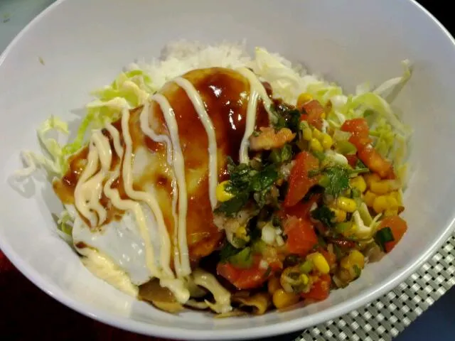 Snapdishの料理写真:loco moco with fresh salsa|maymayinloveさん